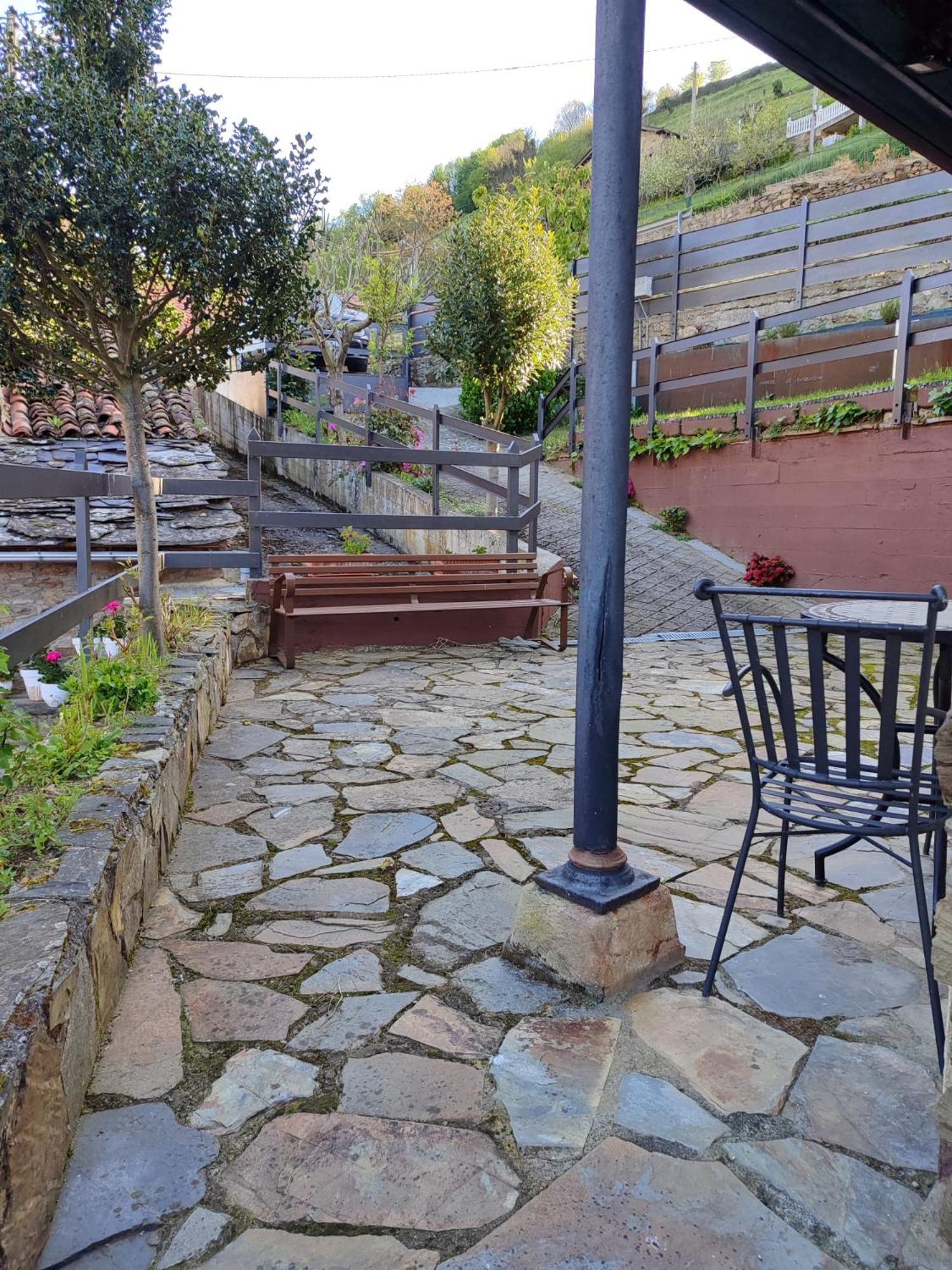 La Casina De Santulaya Villa Cangas De Narcea Exterior photo